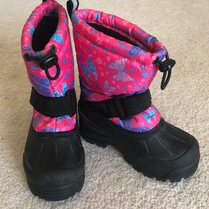 Northside snow boots toddler size 8 butterflies